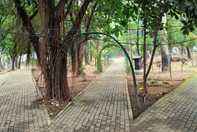 Fasilitas Taman Kota Bekasi