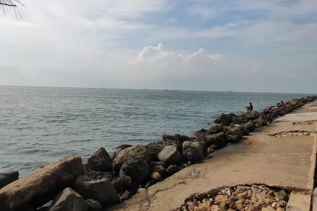 Alamat Pantai Marina Semarang